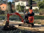 M100 Mini-pelle compacte 1T, Moteur Kubota 3 cylindres – Image 9