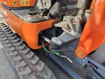 Mini-pelle compacte 1.0T, Moteur Kubota 3 cylindres – Image 5